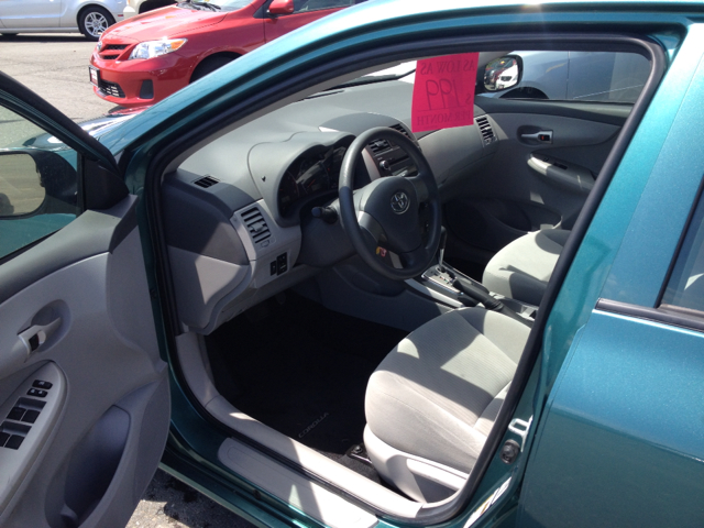 2010 Toyota Corolla Supercab Flareside XL