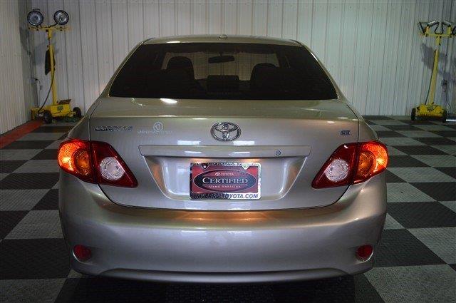 2010 Toyota Corolla Supercab Flareside XL