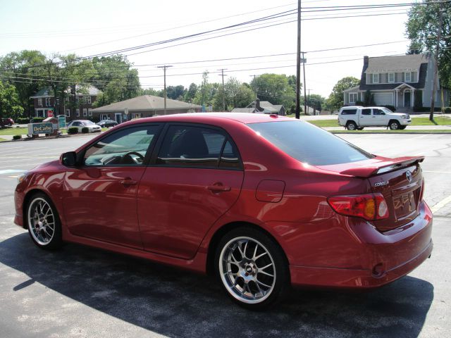 2010 Toyota Corolla Supercab Flareside XL