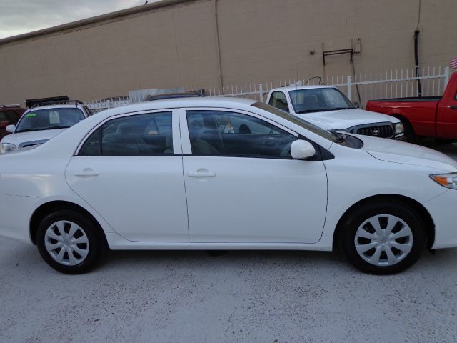 2010 Toyota Corolla Supercab Flareside XL