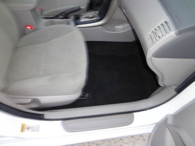 2010 Toyota Corolla Supercab Flareside XL