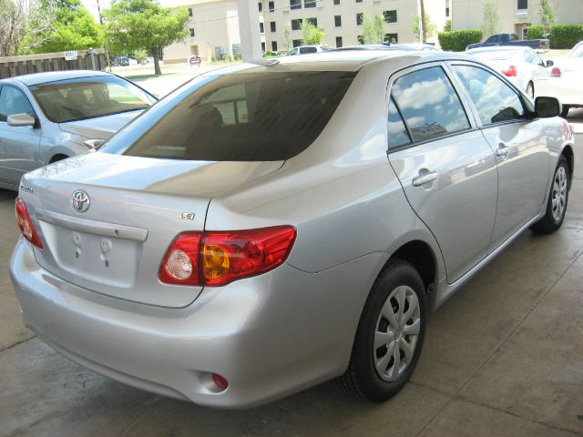 2010 Toyota Corolla Supercab Flareside XL