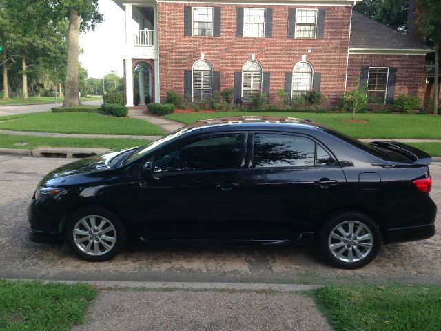 2010 Toyota Corolla Supercab Flareside XL