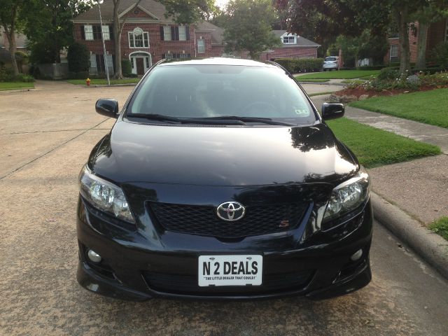 2010 Toyota Corolla Supercab Flareside XL