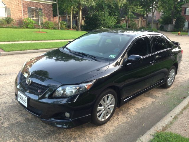 2010 Toyota Corolla Supercab Flareside XL