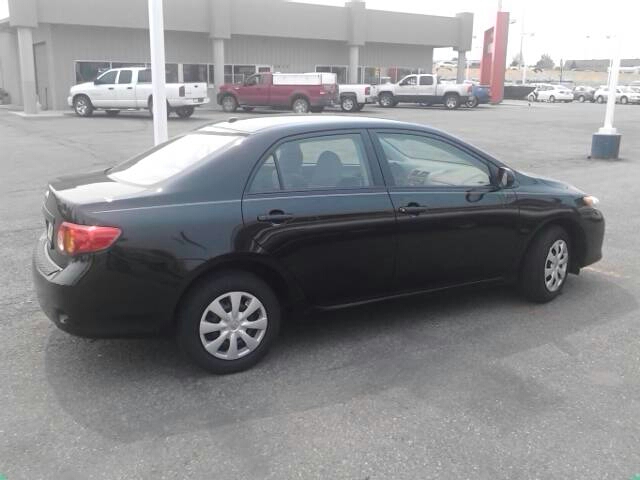 2010 Toyota Corolla Supercab Flareside XL