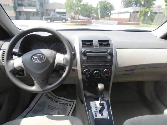 2010 Toyota Corolla Supercab Flareside XL