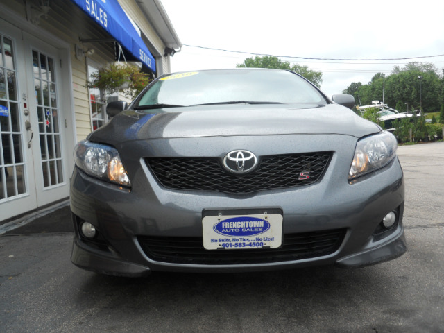 2010 Toyota Corolla Supercab Flareside XL