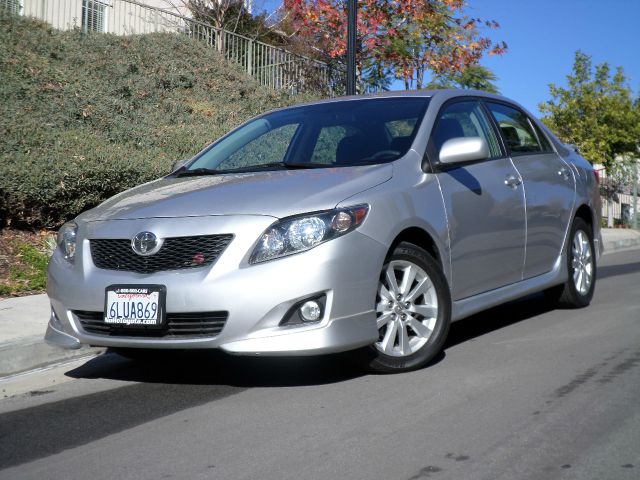 2010 Toyota Corolla Supercab Flareside XL