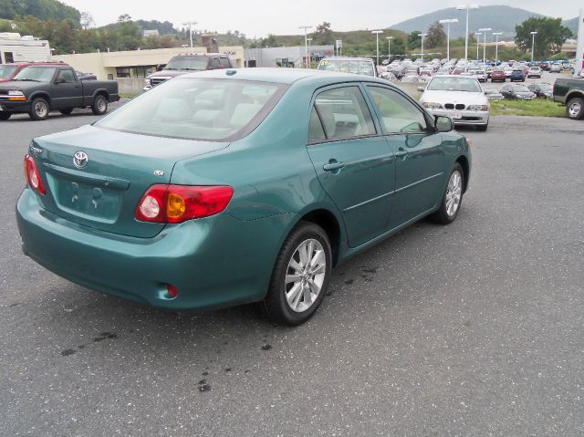 2010 Toyota Corolla Supercab Flareside XL