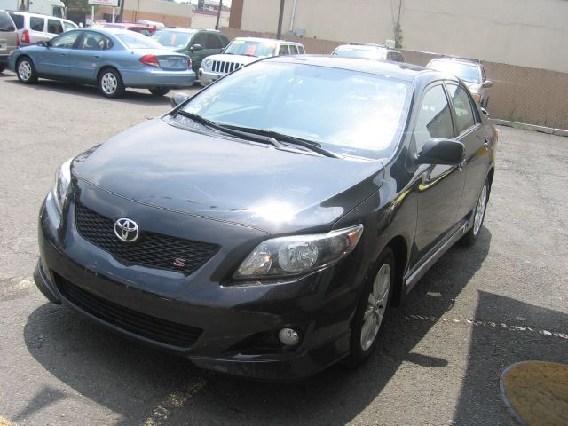 2010 Toyota Corolla Supercab Flareside XL