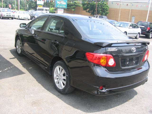 2010 Toyota Corolla Supercab Flareside XL