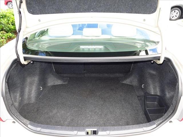 2010 Toyota Corolla Convertible V6 AUTO