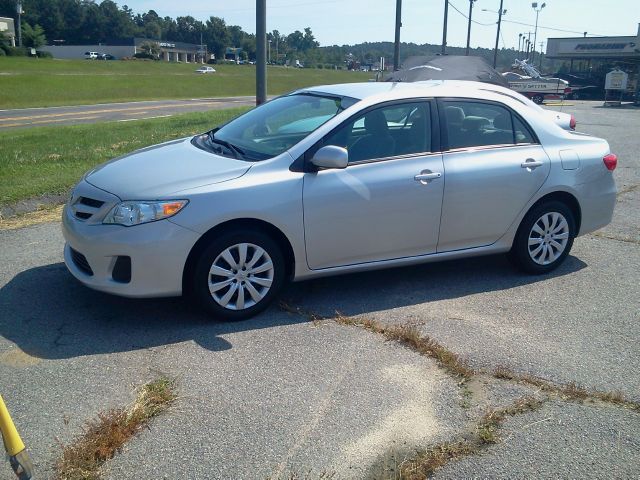 2010 Toyota Corolla Supercab Flareside XL