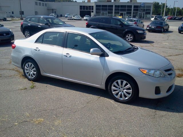 2010 Toyota Corolla Supercab Flareside XL