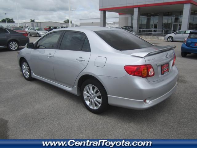 2010 Toyota Corolla XR