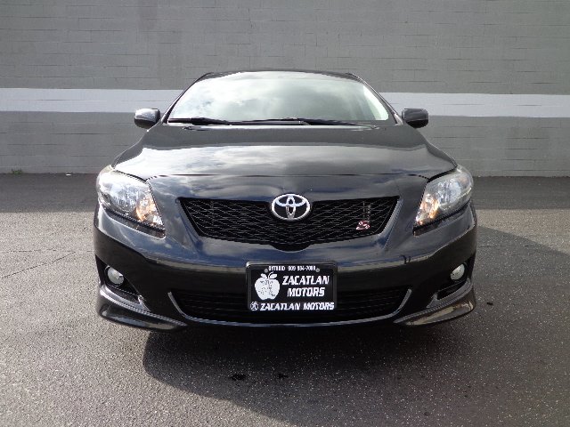 2010 Toyota Corolla Supercab Flareside XL