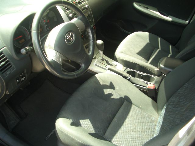2010 Toyota Corolla Supercab Flareside XL