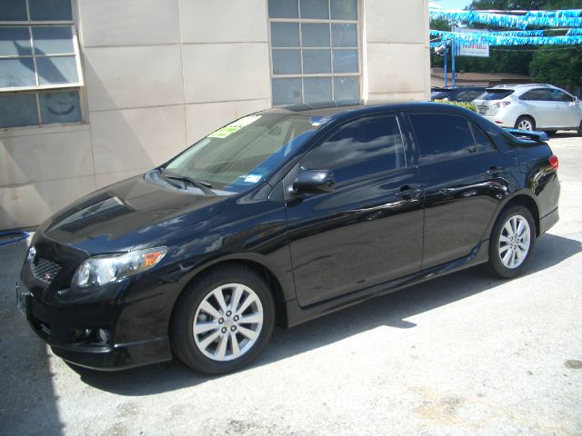 2010 Toyota Corolla Supercab Flareside XL