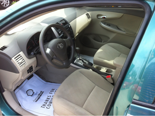 2010 Toyota Corolla Supercab Flareside XL