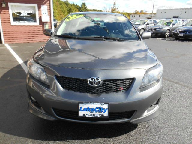 2010 Toyota Corolla Supercab Flareside XL