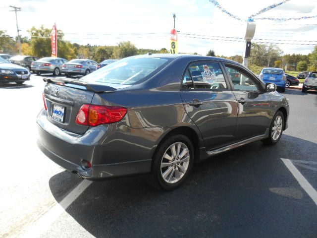 2010 Toyota Corolla Supercab Flareside XL