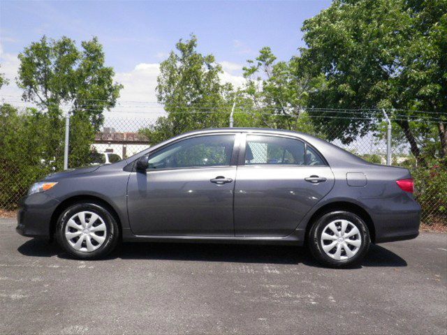 2010 Toyota Corolla Supercab Flareside XL