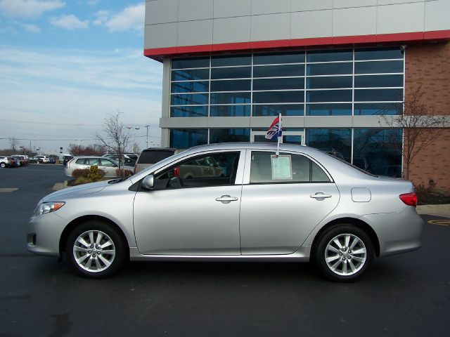 2010 Toyota Corolla Supercab Flareside XL