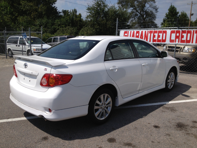 2010 Toyota Corolla Supercab Flareside XL