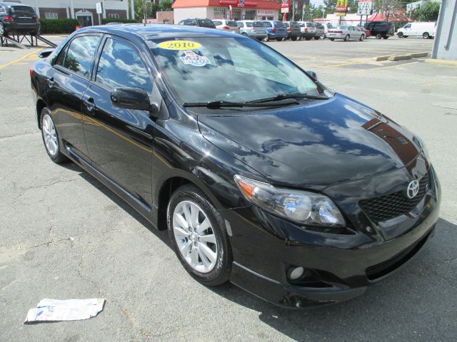 2010 Toyota Corolla 2500 LS 8 Psngr Van