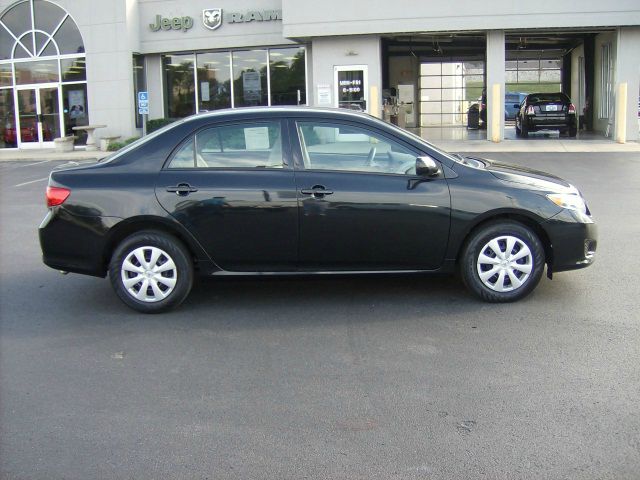 2010 Toyota Corolla Supercab Flareside XL