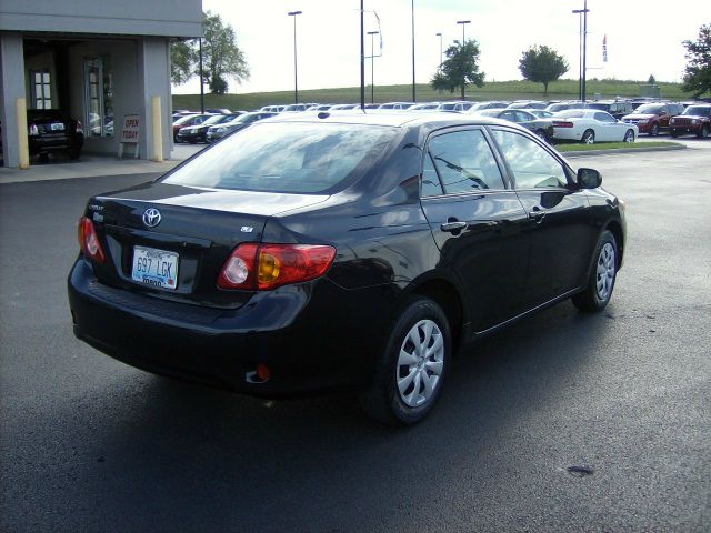2010 Toyota Corolla Supercab Flareside XL