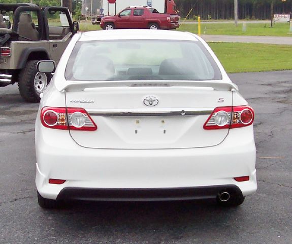 2011 Toyota Corolla Supercab Flareside XL
