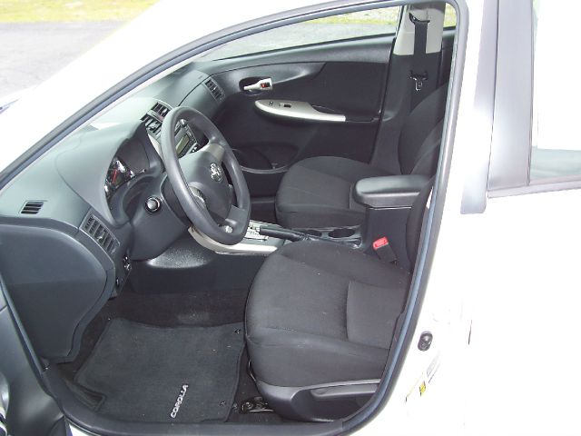 2011 Toyota Corolla Supercab Flareside XL