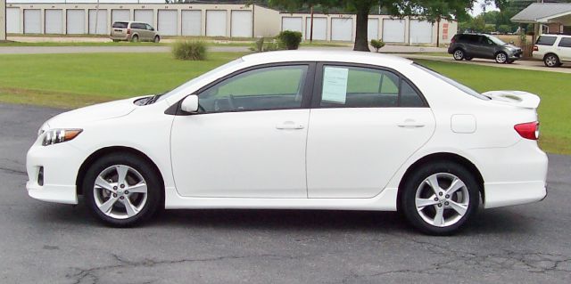 2011 Toyota Corolla Supercab Flareside XL