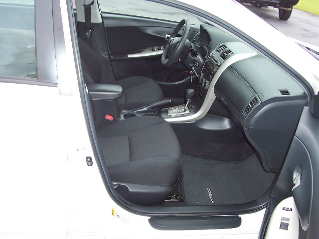 2011 Toyota Corolla Supercab Flareside XL