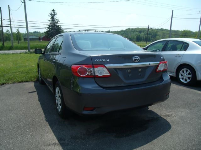 2011 Toyota Corolla Supercab Flareside XL