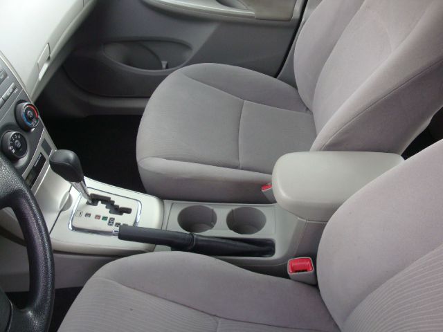 2011 Toyota Corolla Supercab Flareside XL