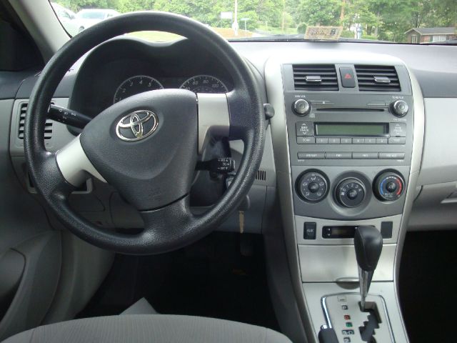 2011 Toyota Corolla Supercab Flareside XL
