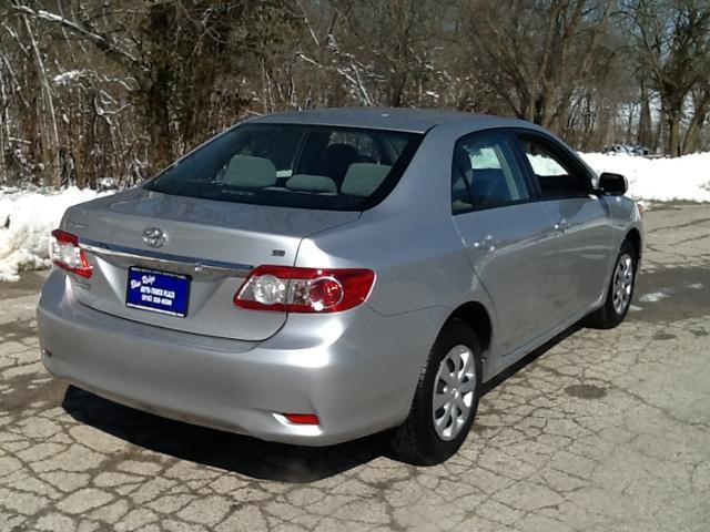 2011 Toyota Corolla ML 32