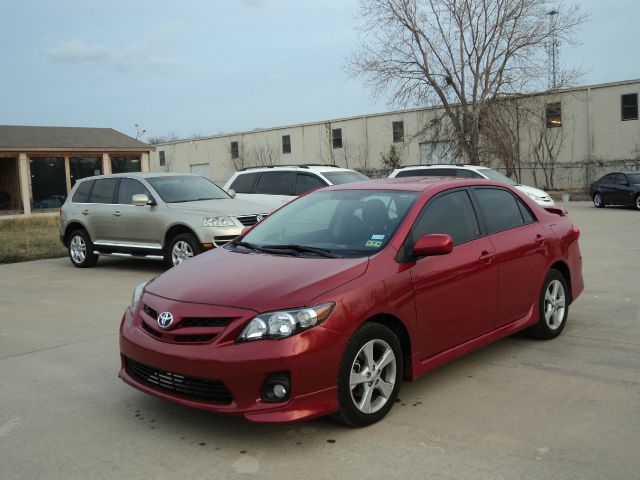 2011 Toyota Corolla Supercab Flareside XL