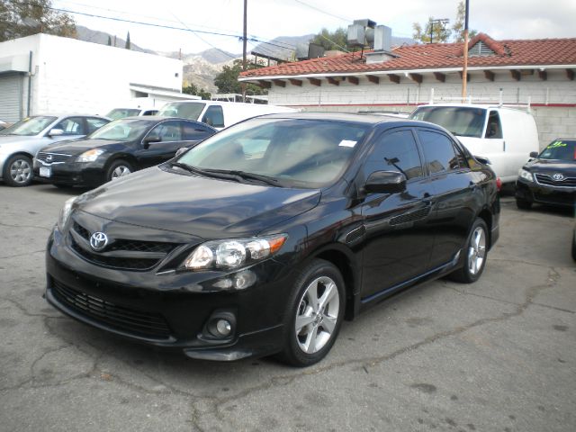 2011 Toyota Corolla Supercab Flareside XL