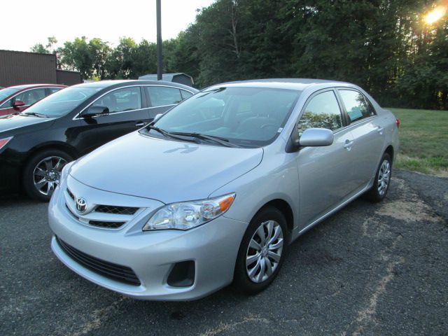2012 Toyota Corolla Supercab Flareside XL