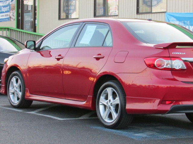 2012 Toyota Corolla Supercab Flareside XL