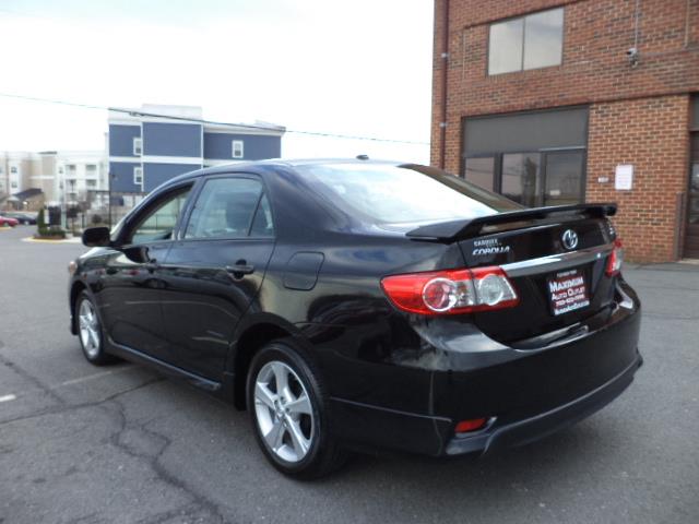 2012 Toyota Corolla GL FWD 2.0L I4 Manual