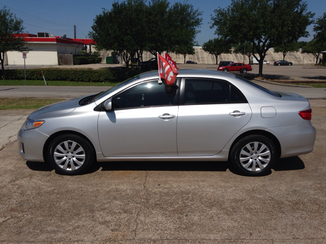 2012 Toyota Corolla Supercab Flareside XL