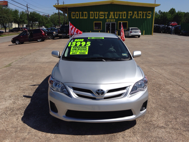 2012 Toyota Corolla Supercab Flareside XL