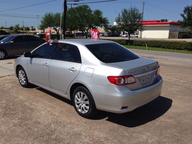 2012 Toyota Corolla Supercab Flareside XL