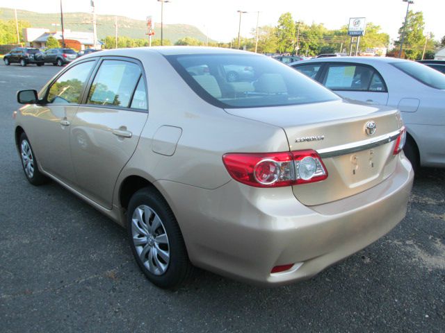 2012 Toyota Corolla Supercab Flareside XL