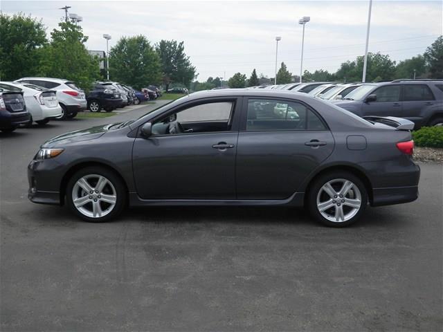 2013 Toyota Corolla XR